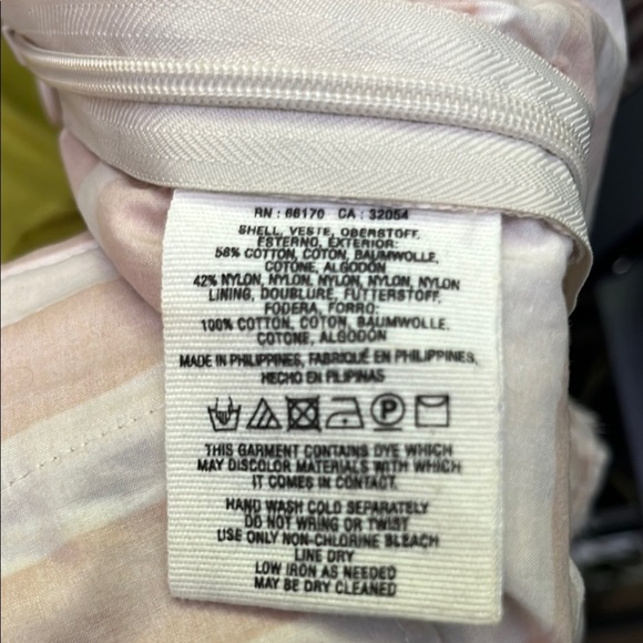 Lace Overlay Shorts in Cream and Pink - Picture 6 of 7